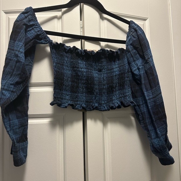 First of a kind cropped flannel - Picture 1 of 2